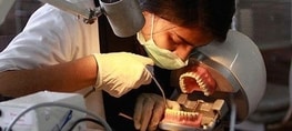 معرفی رشته دندانپزشکی - کار عملی دندانپزشک